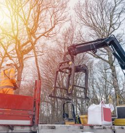 Transport tovora z avtodvigalom Savinjska