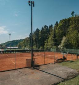 Vpis v teniški klub Fram, Štajerska