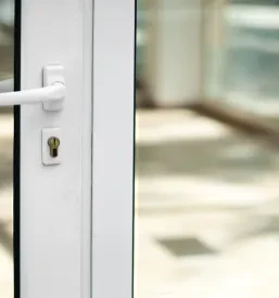 Vgrajevanje notranjih vrat