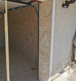 Podjetje za zaključna gradbena dela Goriška