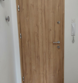 Ugodna notranja vrata Kranj