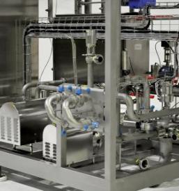 Polnilni stroji za pijače Slovenija