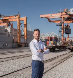 International logistics and customs services