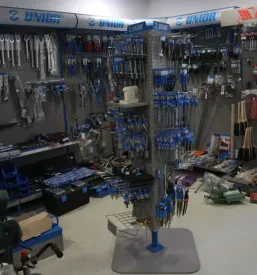 Poceni prodaja inštalacijskega materiala za industrijo v Sloveniji