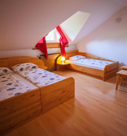 Ugodna prenočišča Postojna, Notranjska