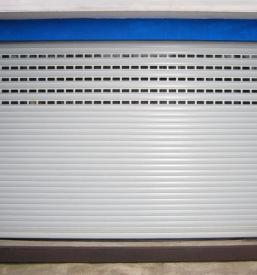 Kvalitetna garažna vrata Kranj