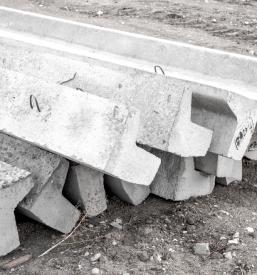 Prodaja betonskih stropnih nosilcev