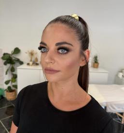 Podaljševanje trepalnic Ravne na Koroškem