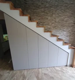 Kvalitetna izdelava in montaža pohištva po meri