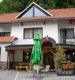 Malice in kosila Velenje