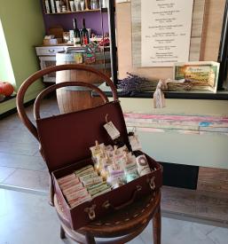 Trgovina s kraškimi dobrotami