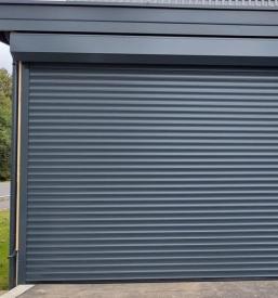 Kvalitetna garažna vrata Slovenija