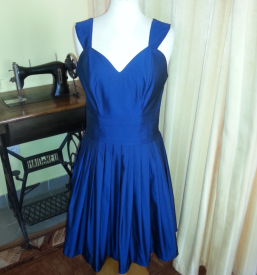 Svečana oblačila Maribor