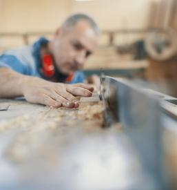 Ugoden servis strojev Dolenjska