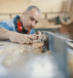 Ugoden servis strojev Dolenjska