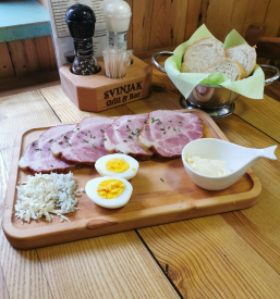 Mesne specialitete Bovec, Goriška