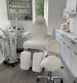 Medicinska pedikura in manikura Maribor