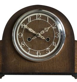 Antique clock repairs