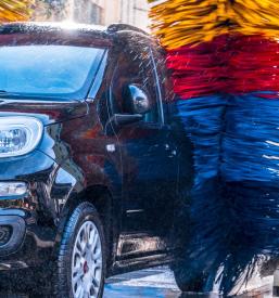 Čiščenje in priprava vozil Brežice