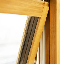 Izdelava lesenih oken in vrat Slovenija