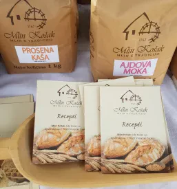 Trgovina z lokalnimi izdelki Otočec