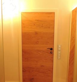 Montaža lesenih vrat Savinjska