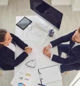 Pomoč pri urejanju delovnih viz