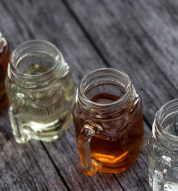 Dober naturopatski zeliščni center v Sloveniji