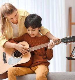 Učenje kitare v Kranju