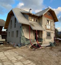 Fasader Škofja Loka