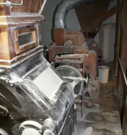 Ogled mlina, mini sejem kmečkih dobrot Šmarješke toplice