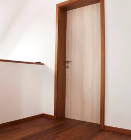 Kvalitetna lesena vrata Savinjska, Slovenija