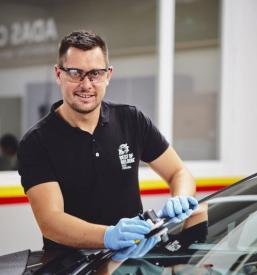 Popravilo in menjava avtostekla po Sloveniji