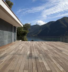 Masivne lesene terase Ljubljana