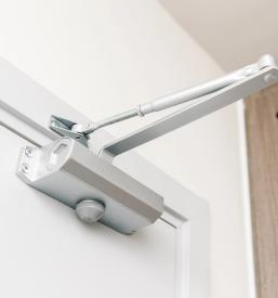 Montaža in dobava notranjih vrat v Novem mestu