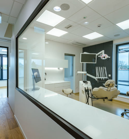 Čiščenje zobnega kamna in beljenje zob Ljubljana