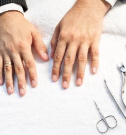 Manikura in nega nohtov Maribor