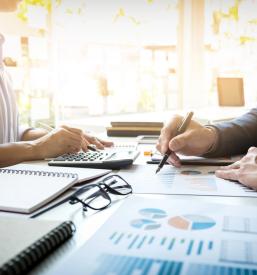 Poslovno svetovanje za osebe Slovenija