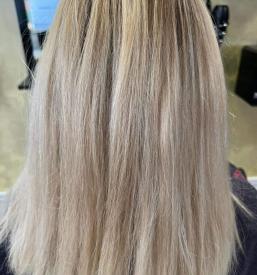 Moški in ženski frizer na Koroškem