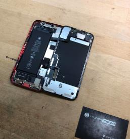 Hitro popravilo razbitega ekrana na Iphonu Ljubljana