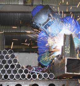 Qiucktig steel welding amplifier