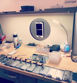 popravilo razbitega ekrana na Iphonu