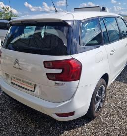 Prodaja vozil in bencinski servis v Juršincih