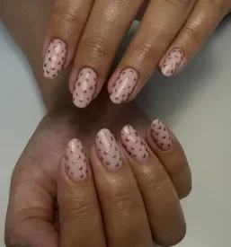 Kozmetični salon in podaljševanje nohtov Radeče