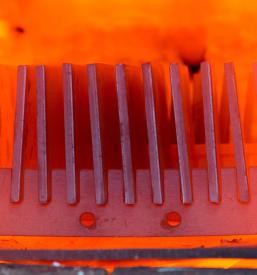 Kvaliteten drobnotirni železniški material Slovenija