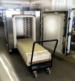 High-quality melting furnaces for glass