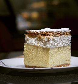 Slaščičarna in okrepčevalnica Vrhnika