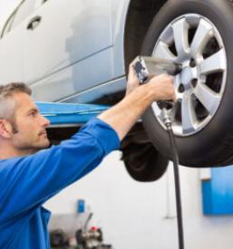 Servis novih in rabljenih vozil Muta