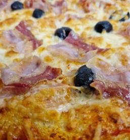 Pizzerija, dobre pizze Pivka