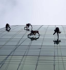 Globinsko čiščenje fasad in dvorišč Celje